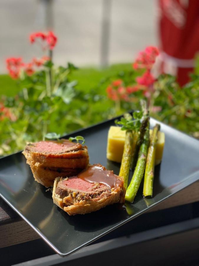 Sebesel Martini Restaurant & Cazare מראה חיצוני תמונה